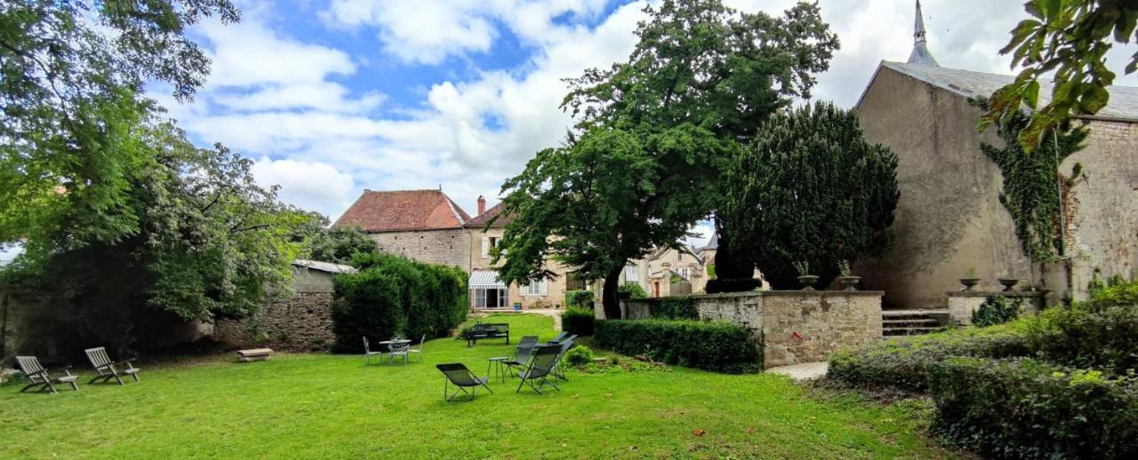 Bed and Breakfast Manoir De L'Echauguette Laignes Exterior foto